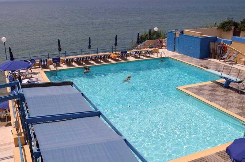 Grand Hotel Dei Cesari Dependance Anzio Ngoại thất bức ảnh
