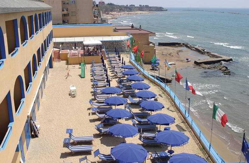 Grand Hotel Dei Cesari Dependance Anzio Ngoại thất bức ảnh
