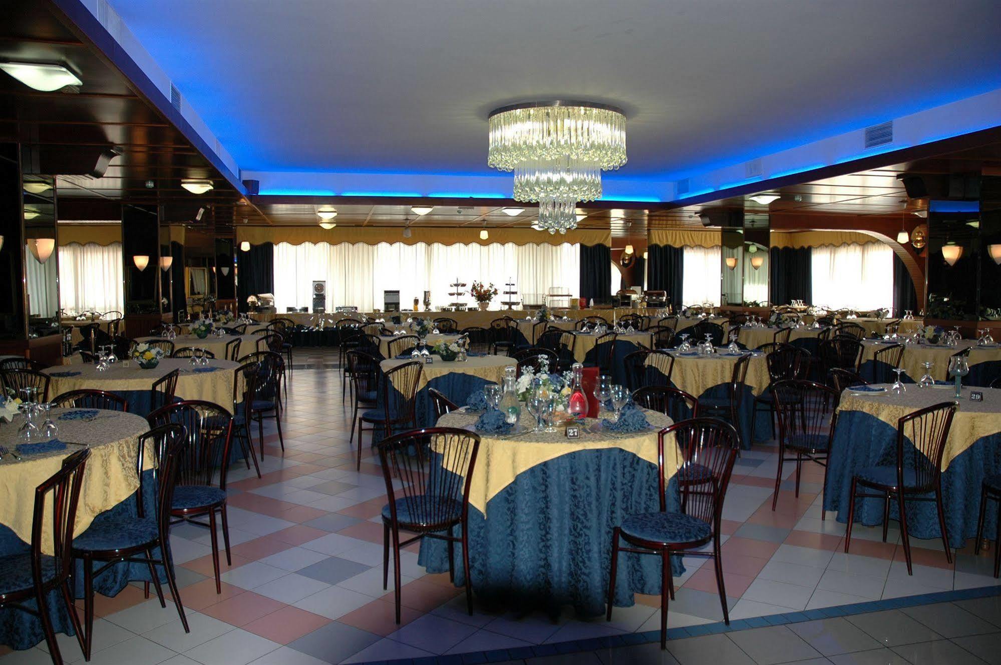Grand Hotel Dei Cesari Dependance Anzio Ngoại thất bức ảnh